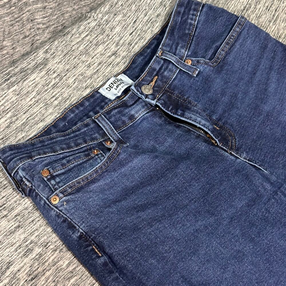 Levi’s Denizen Mid Rise Boyfriend Jeans Cuffed Dark Wash Size 10 W30 - Picture 4 of 14